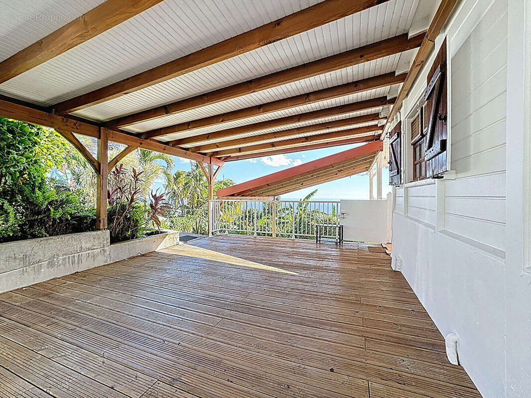 Maison à CASE-PILOTE