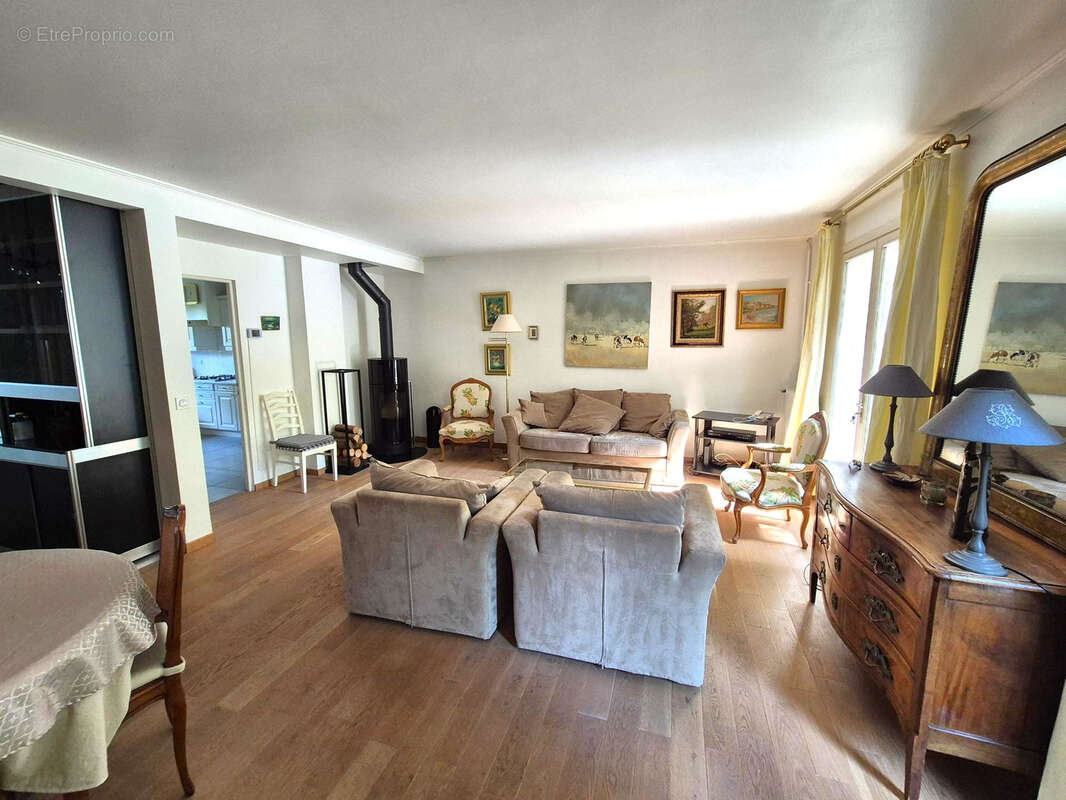 Maison à JOUY-EN-JOSAS