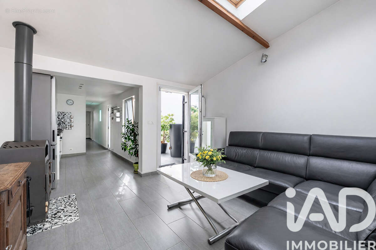 Photo 6 - Maison à NANTERRE