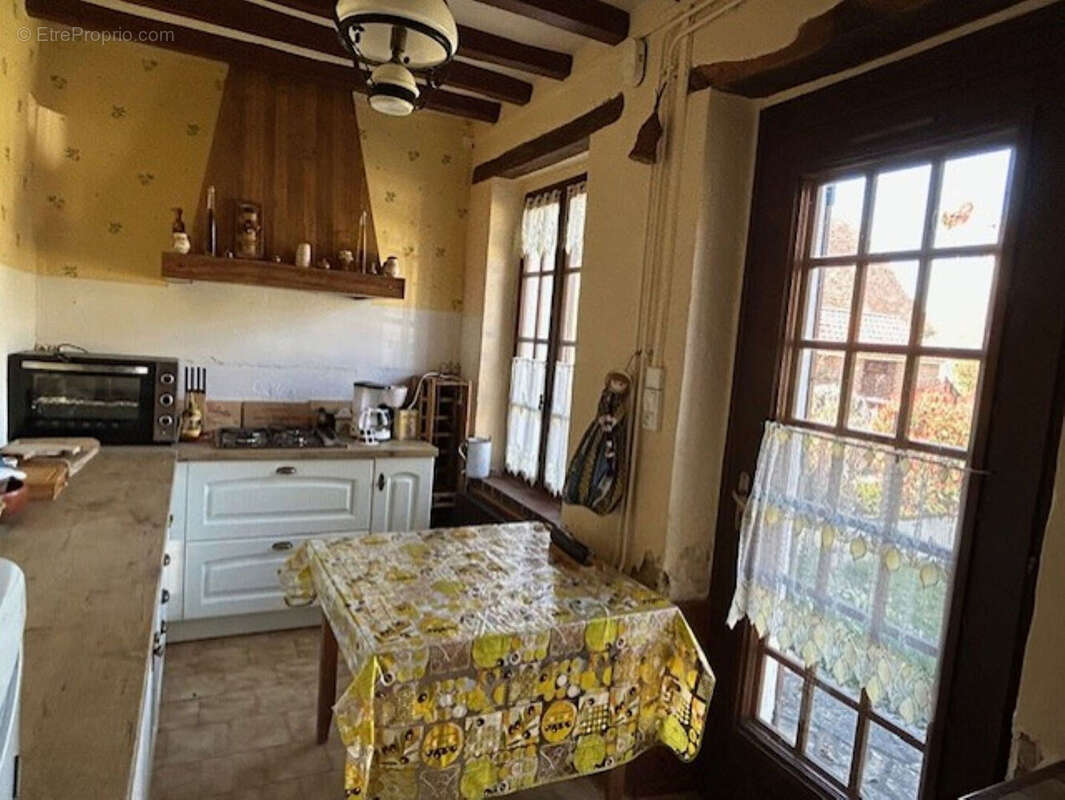 Maison à SAINT-MARTIN-DES-CHAMPS