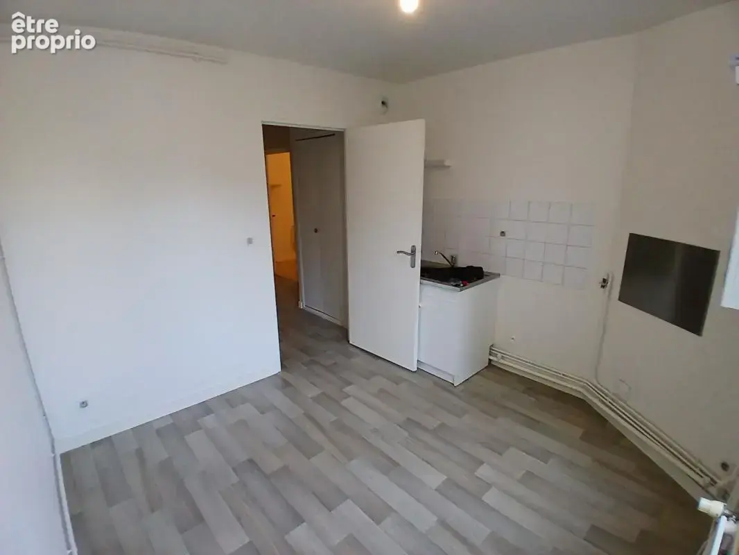 Appartement T2 hyper-centre de Laval - photo 5