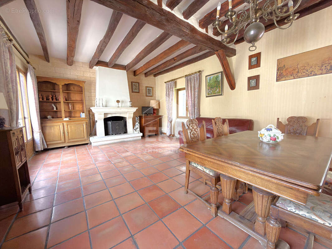 Maison à MORMANT