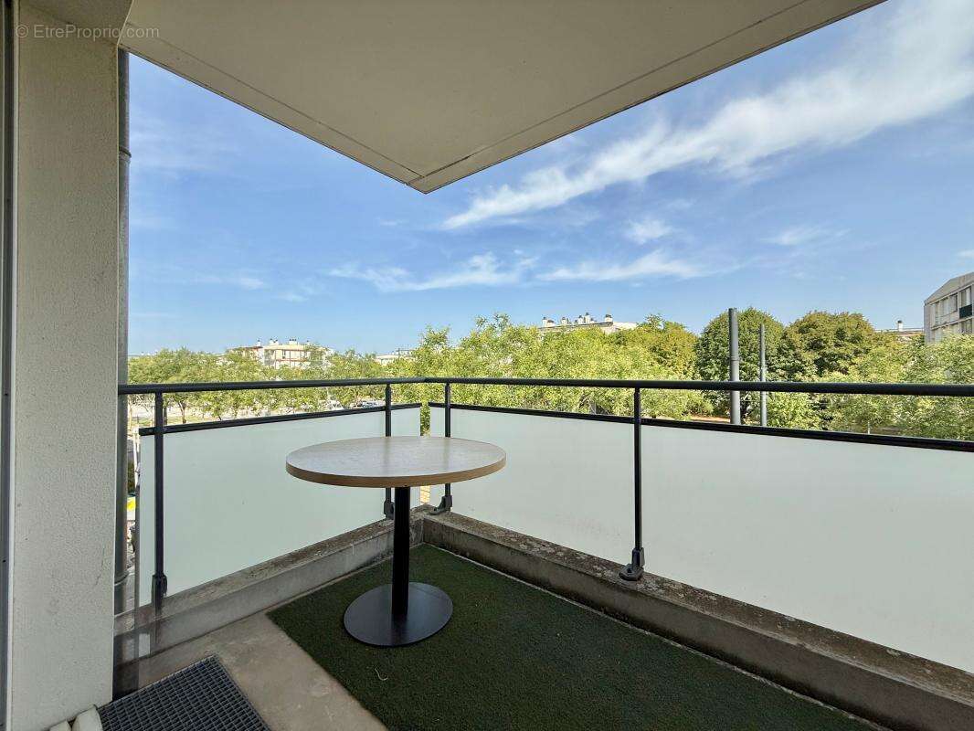 Appartement T2 résidence récente, balcon, garage fermé en sous-sol - photo 10