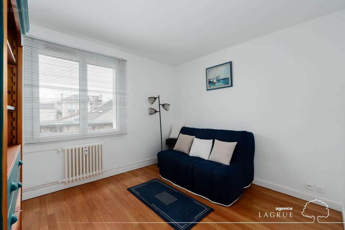   - Appartement à NEUVY