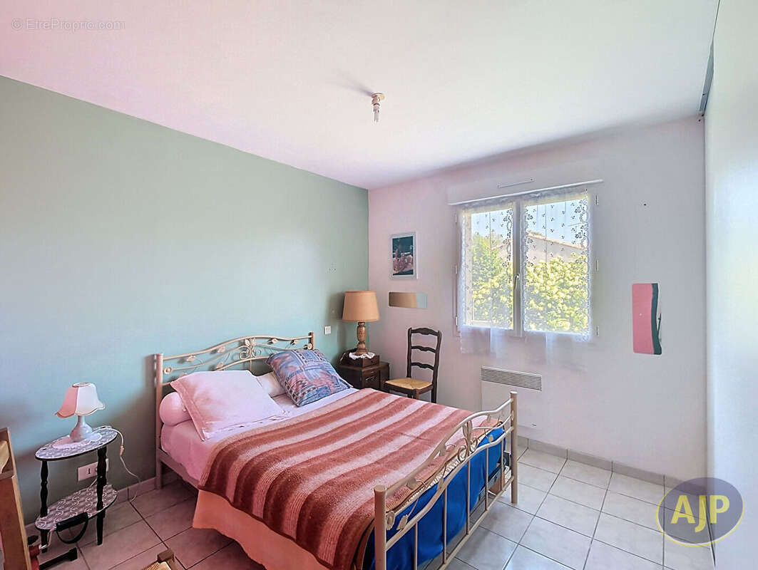 Maison à VIEILLEVIGNE