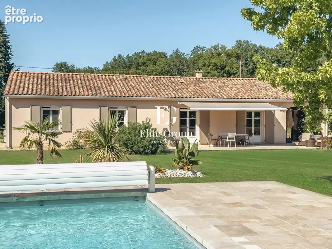 Maison de plain-pied avec piscine sur grand terrain clos et arboré - photo 16