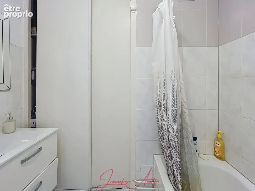 Appartement 3 pièces 56 m² à vendre à Cenon (33150) - photo 4