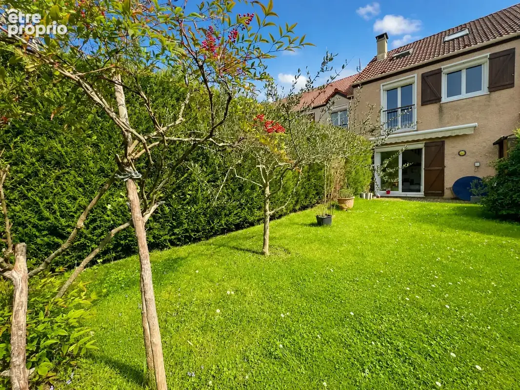 Maison familiale 101m2 - Jardin plein SUD et Garage - photo 15