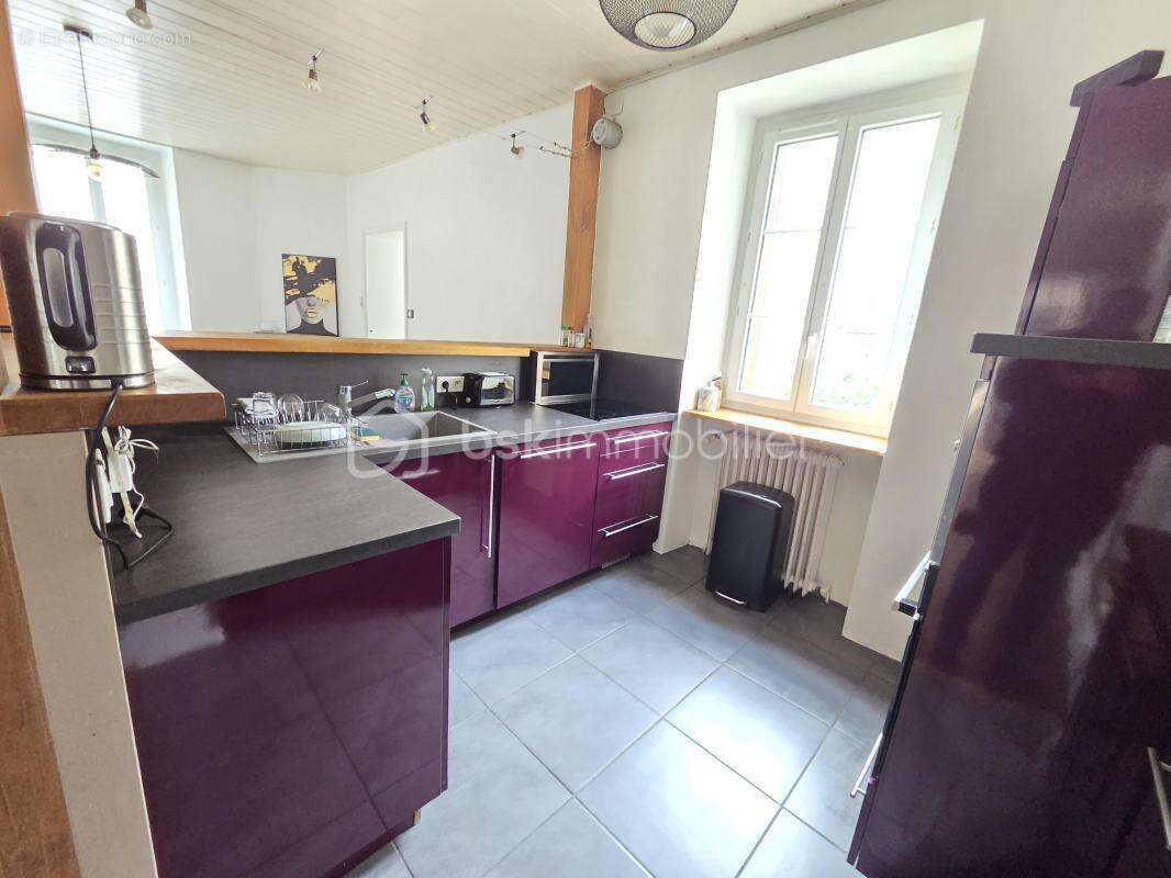 Magnifique appartement T3 de 101m² avec place de parking privative et cave en hypercentre ville de Nevers - photo 7