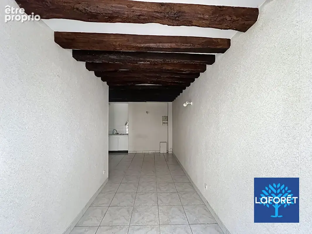 Local d'activité/ bureau La Ferte Alais - 31m², 1 place de parking privative - photo 2