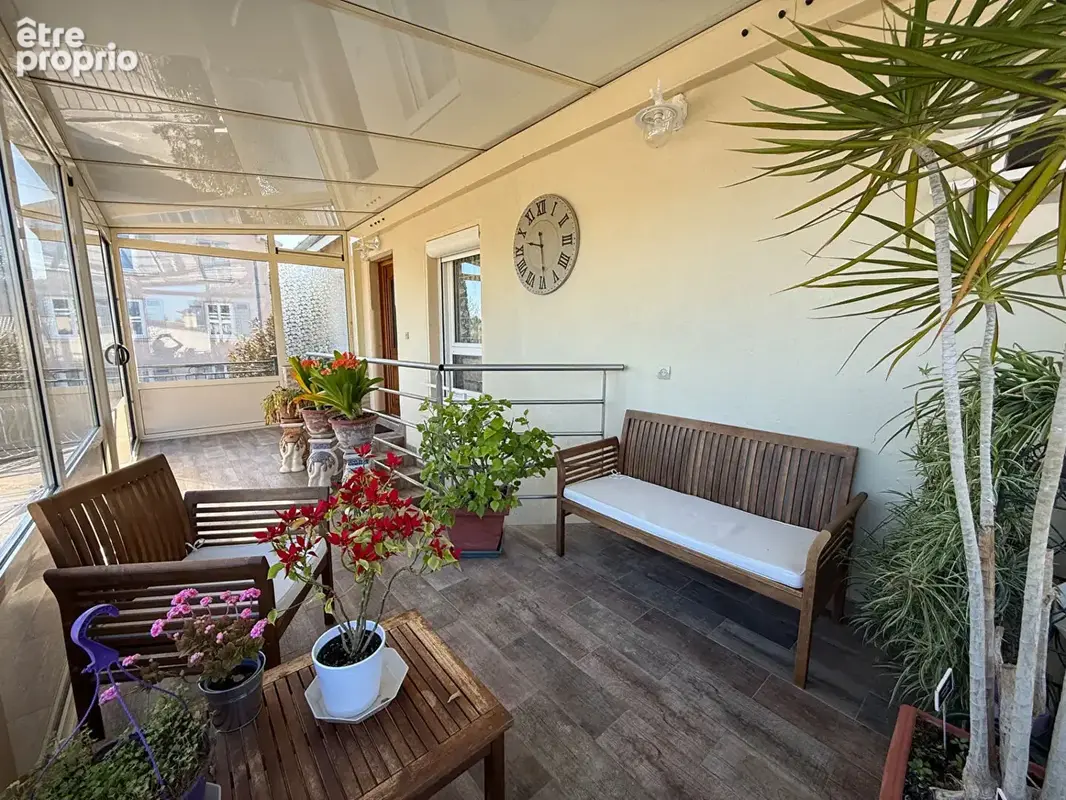 Le charme d'une maison familiale avec 147 m² et un bel extérieur - photo 4