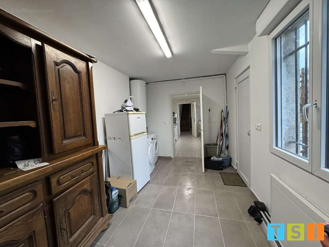 Au cur de Miramont-de-Comminges - ensemble immobilier - maison de caractère de 135 m² - vaste local commercial 100 m² sur 593m² - photo 15