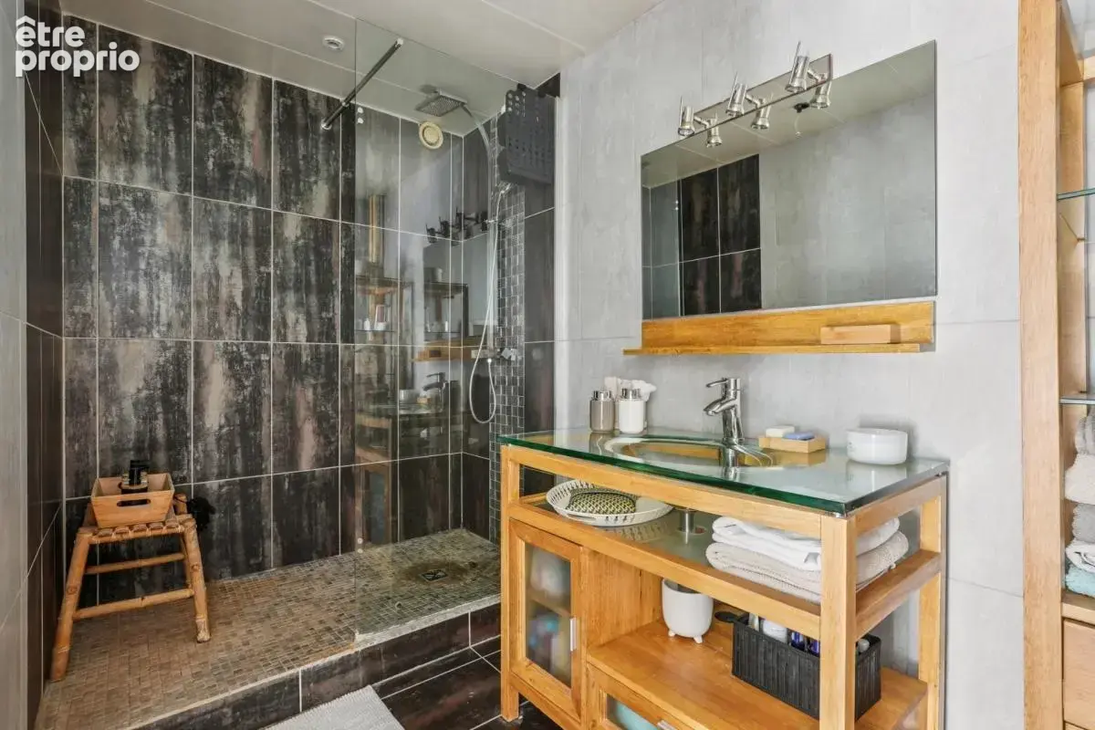 - 91830 le coudray-montceaux - duplex en dernier etage avec ascenseur - 30m2 de terrasses - sejour cathedrale - vue arboree sans - photo 13