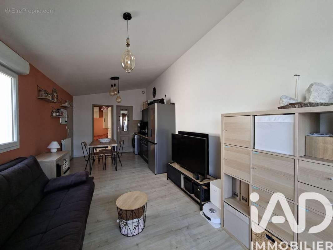 Photo 3