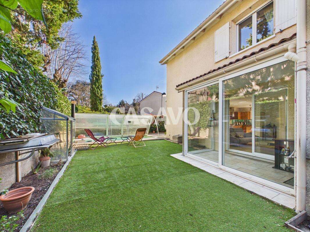 Maison à LYON-8E