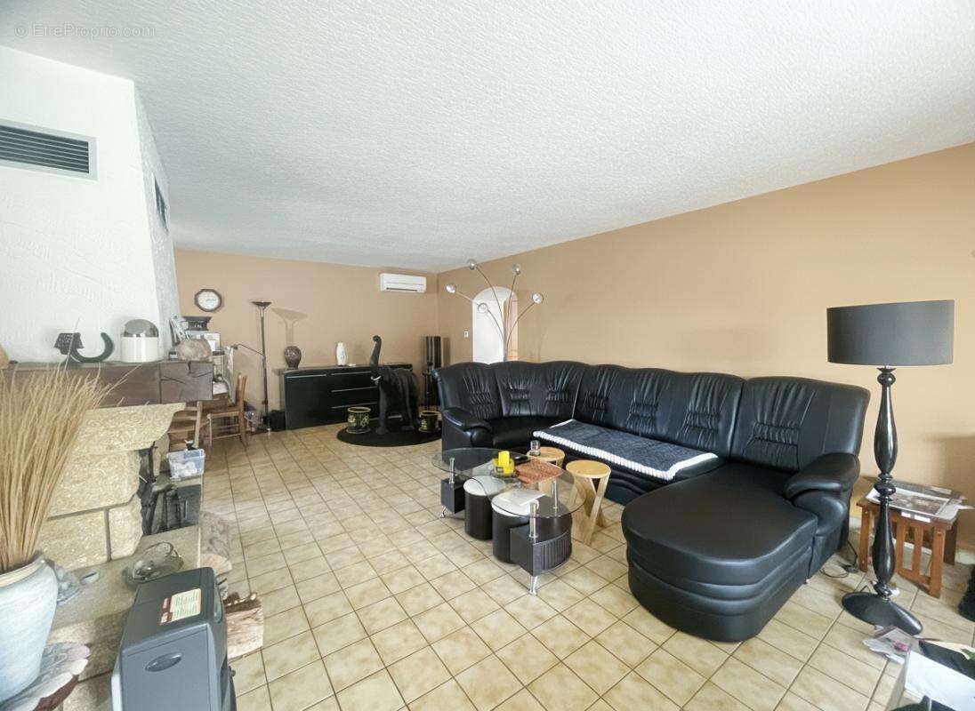 Maison à SATHONAY-VILLAGE