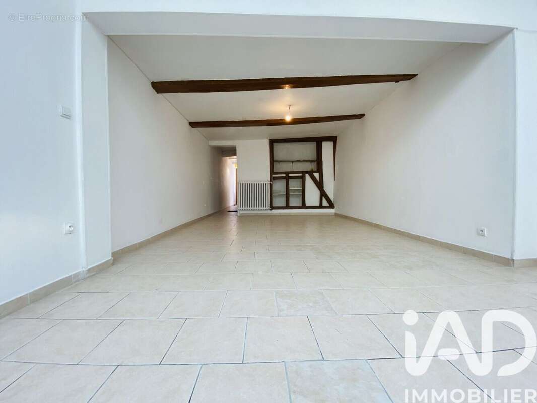 Photo 6 - Maison à VOUZIERS