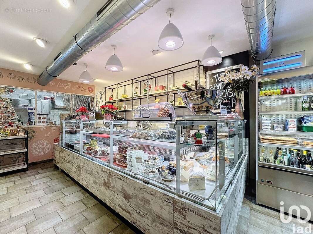 Photo 2 - Commerce à MAROLLES-EN-BRIE