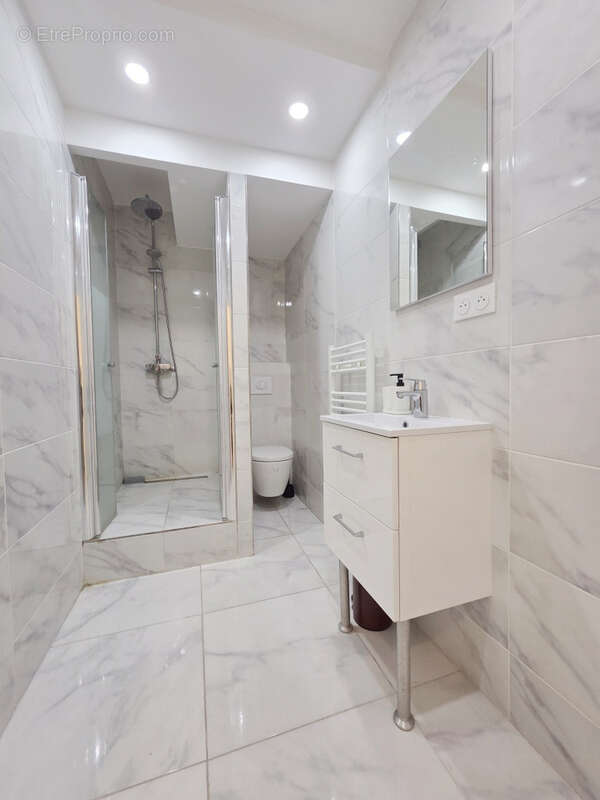 Appartement à PARIS-19E