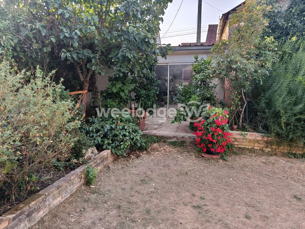 Maison 147 m² à Argenton-Sur-Creuse  - photo 6