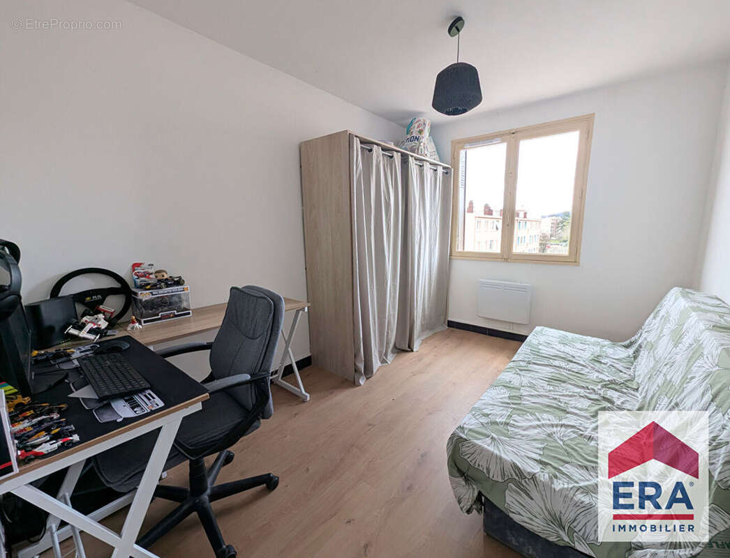 Appartement à BOURG-SAINT-ANDEOL