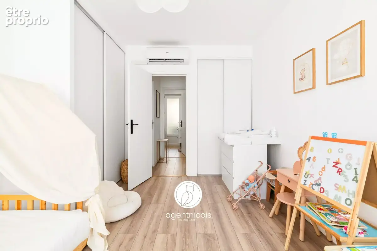 Nice // libération - rue raiberti : 3 pieces / traversant sud-nord / balcons / cave - photo 14