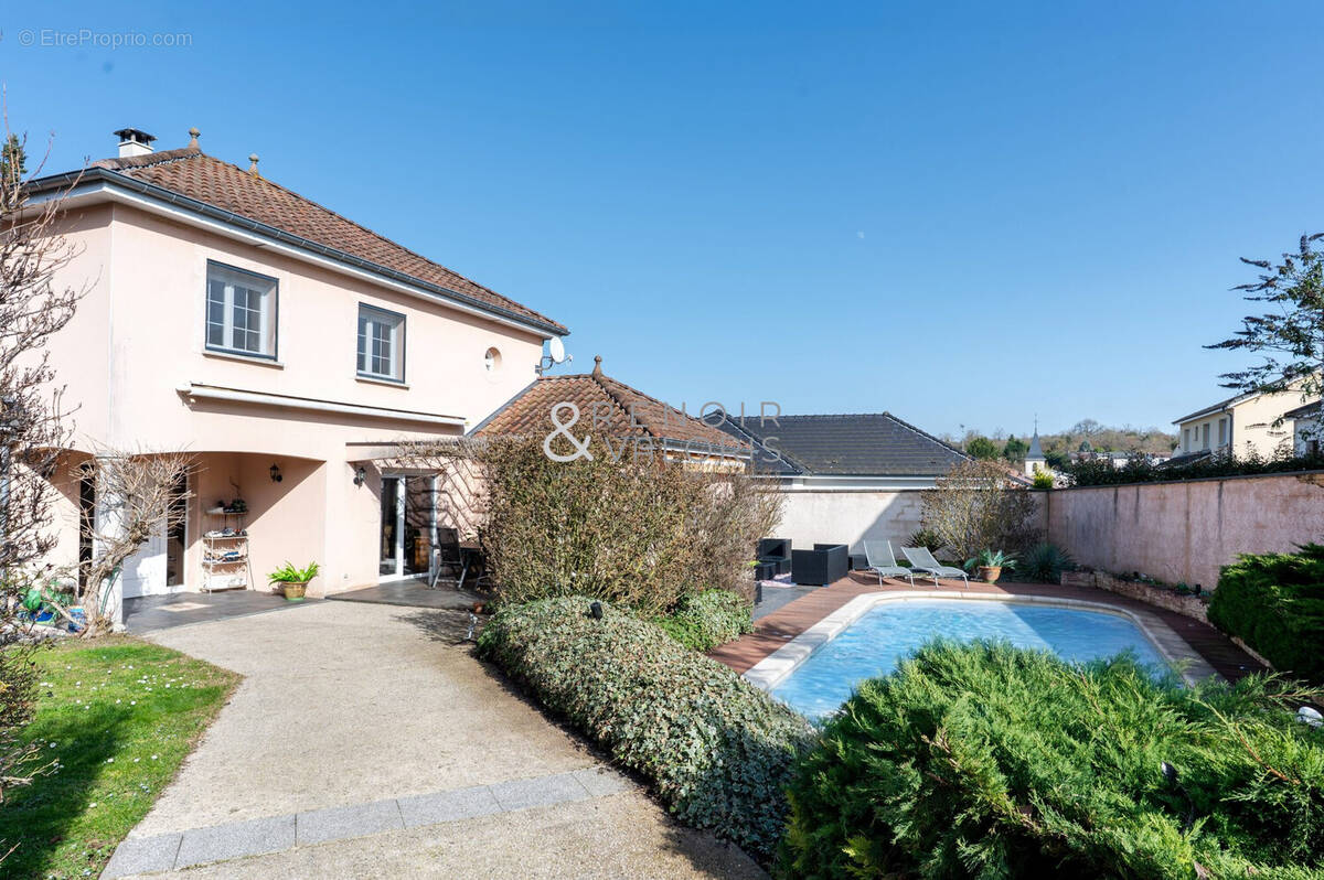 Maison à FONTENOY-SUR-MOSELLE