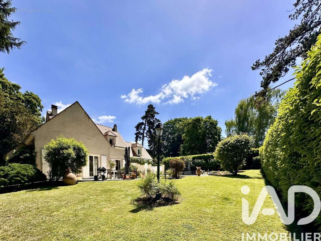 Photo 3 - Maison à FEROLLES-ATTILLY