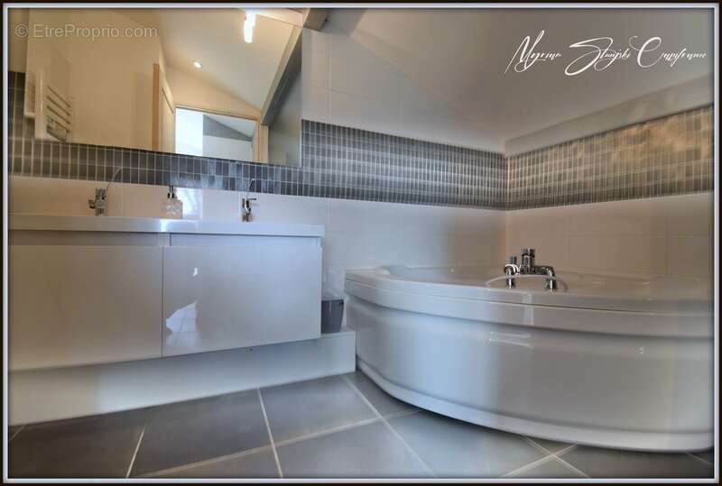 Maison à PARENTIS-EN-BORN