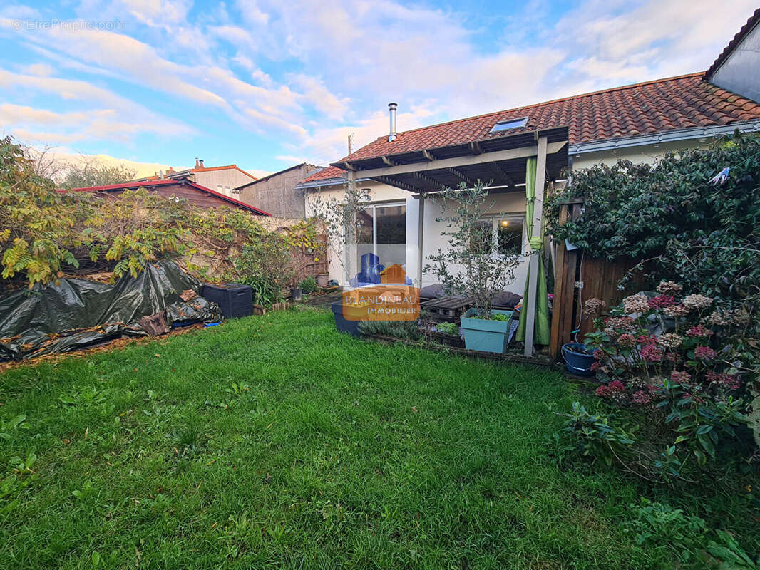 Maison à LA MONTAGNE