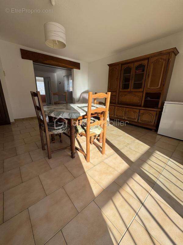 Maison à NISSAN-LEZ-ENSERUNE