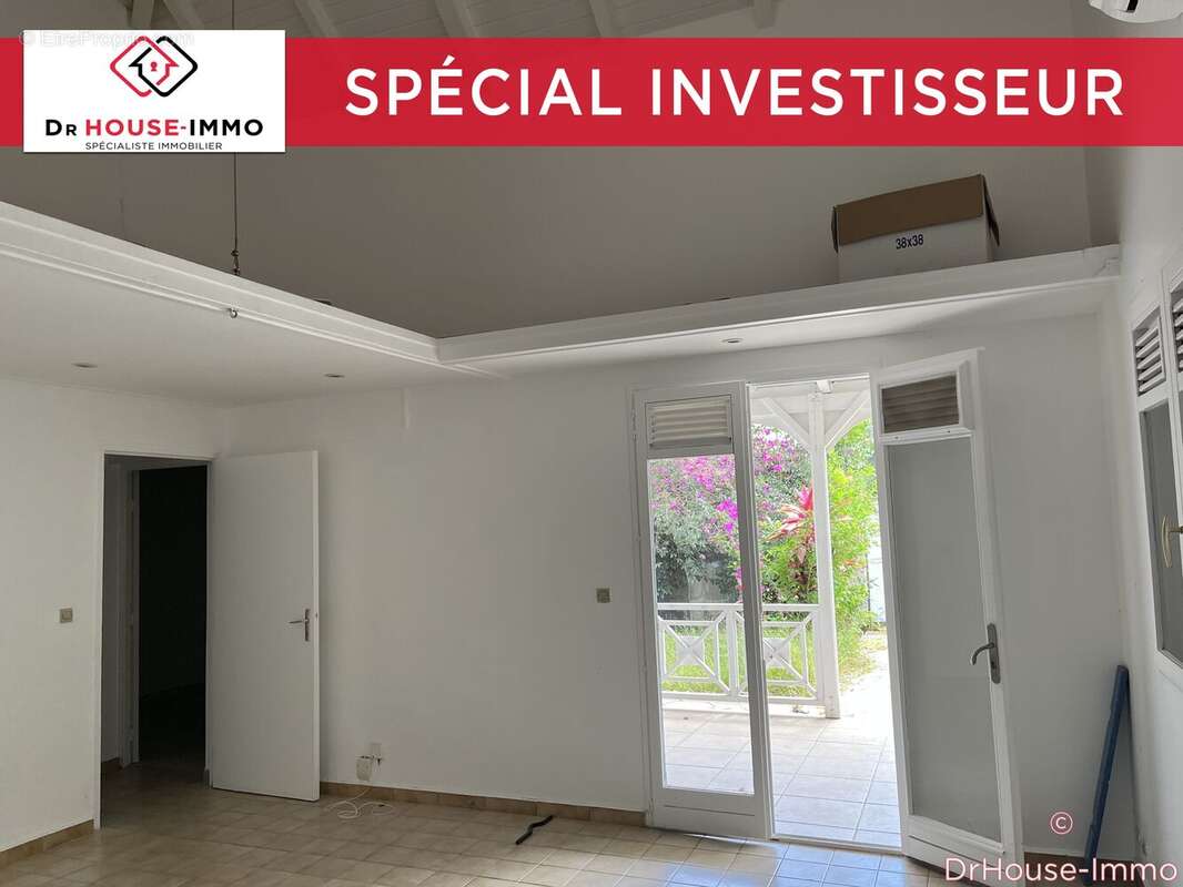 Maison 100 m² à Baie-Mahault  - photo 45