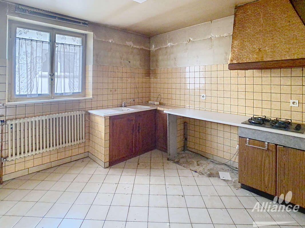 Maison à rénover avec comble aménageable - photo 5