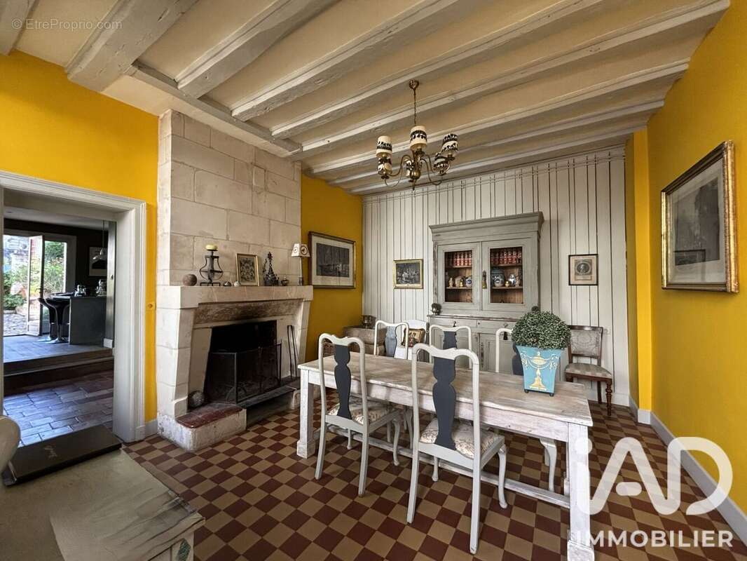 Maison 350 m² à Loches  - photo 2