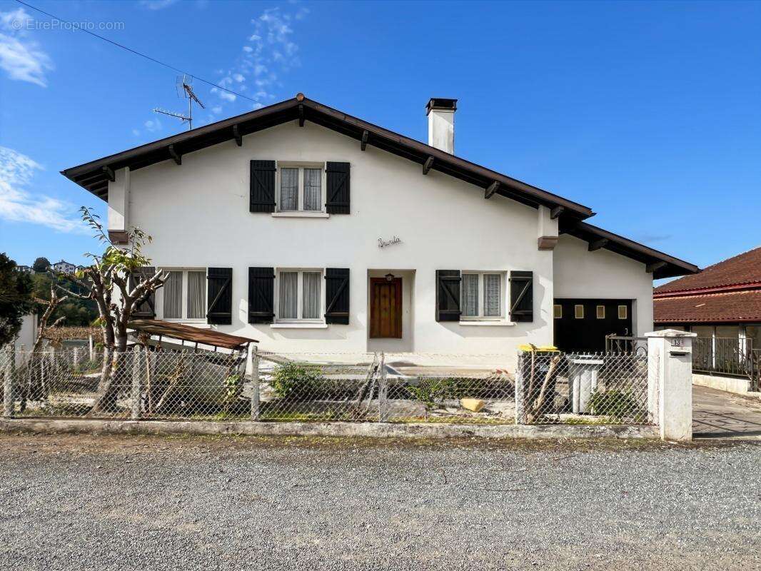 Maison à CAMBO-LES-BAINS