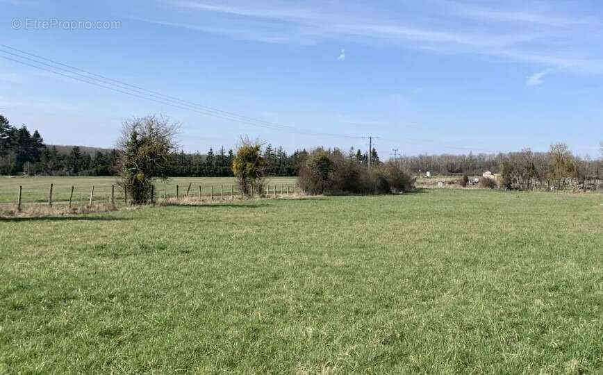 Terrain 527 m² à Dammartin-En-Serve  - photo 5