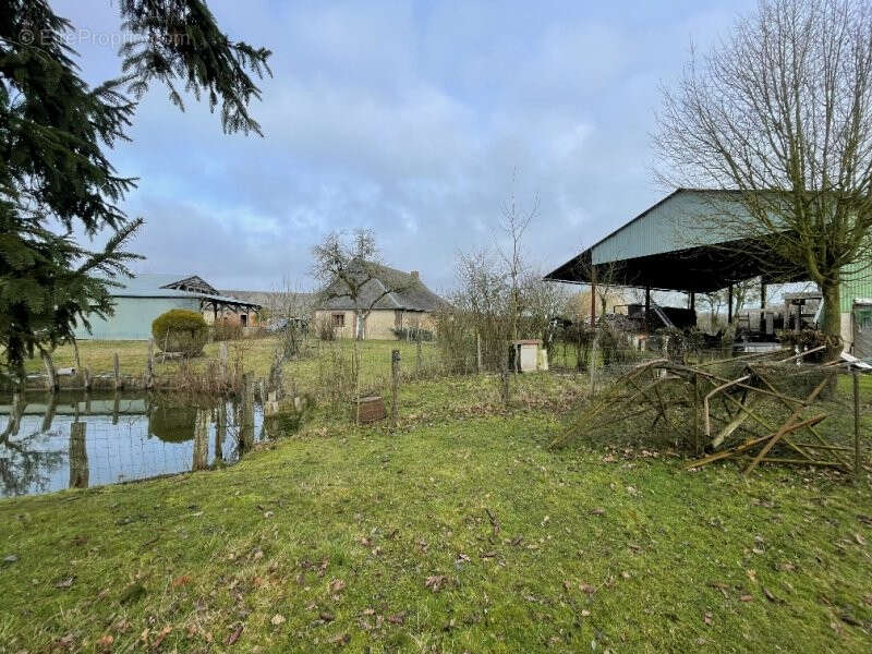 Maison à LA BAZOCHE-GOUET