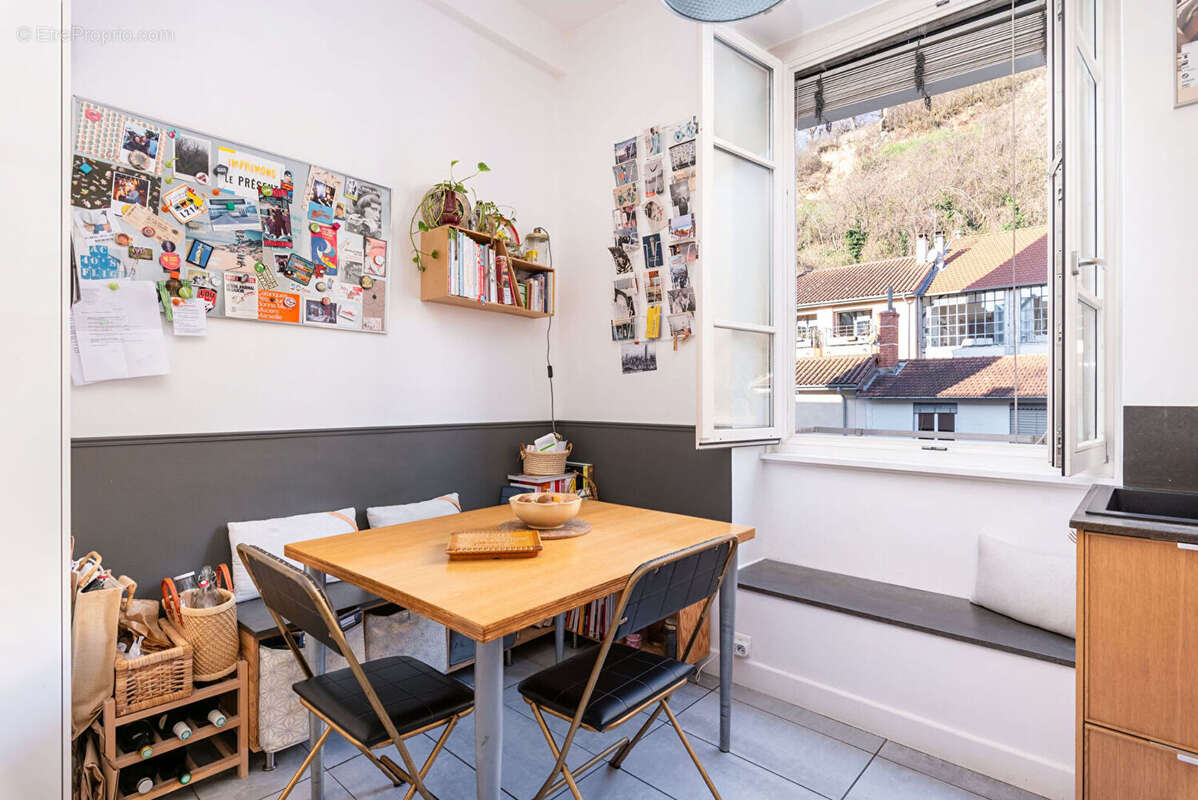 Appartement à LYON-5E