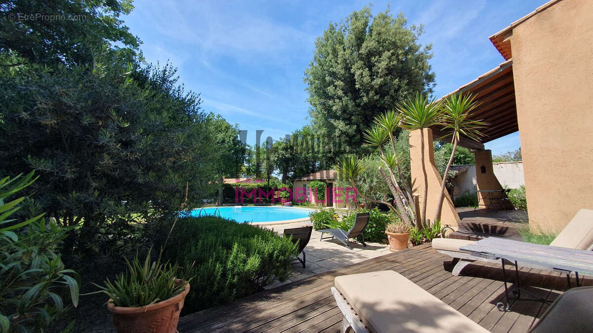 Maison à BEDARRIDES