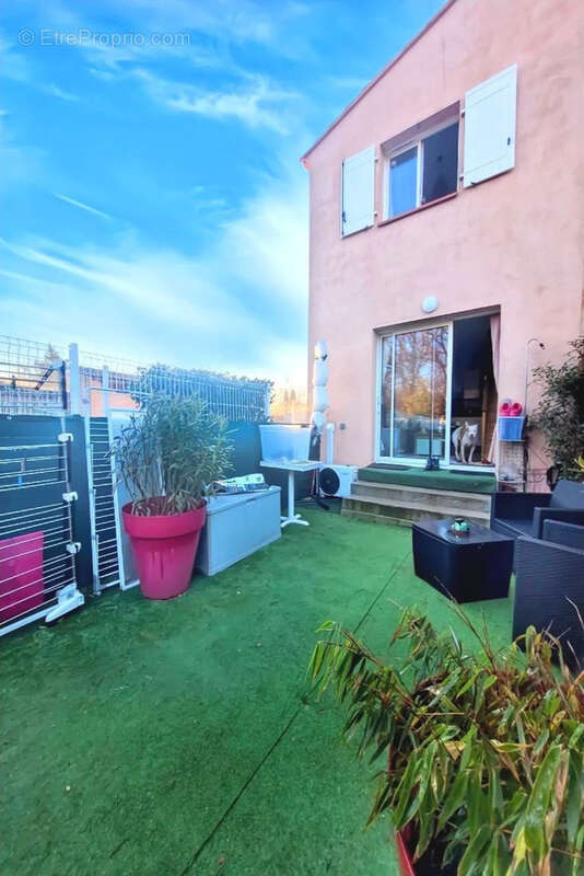 Appartement à MEYREUIL