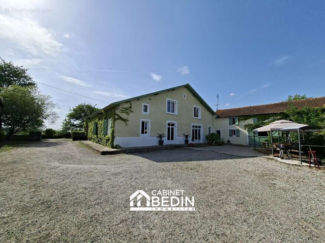 Maison à OSSAGES
