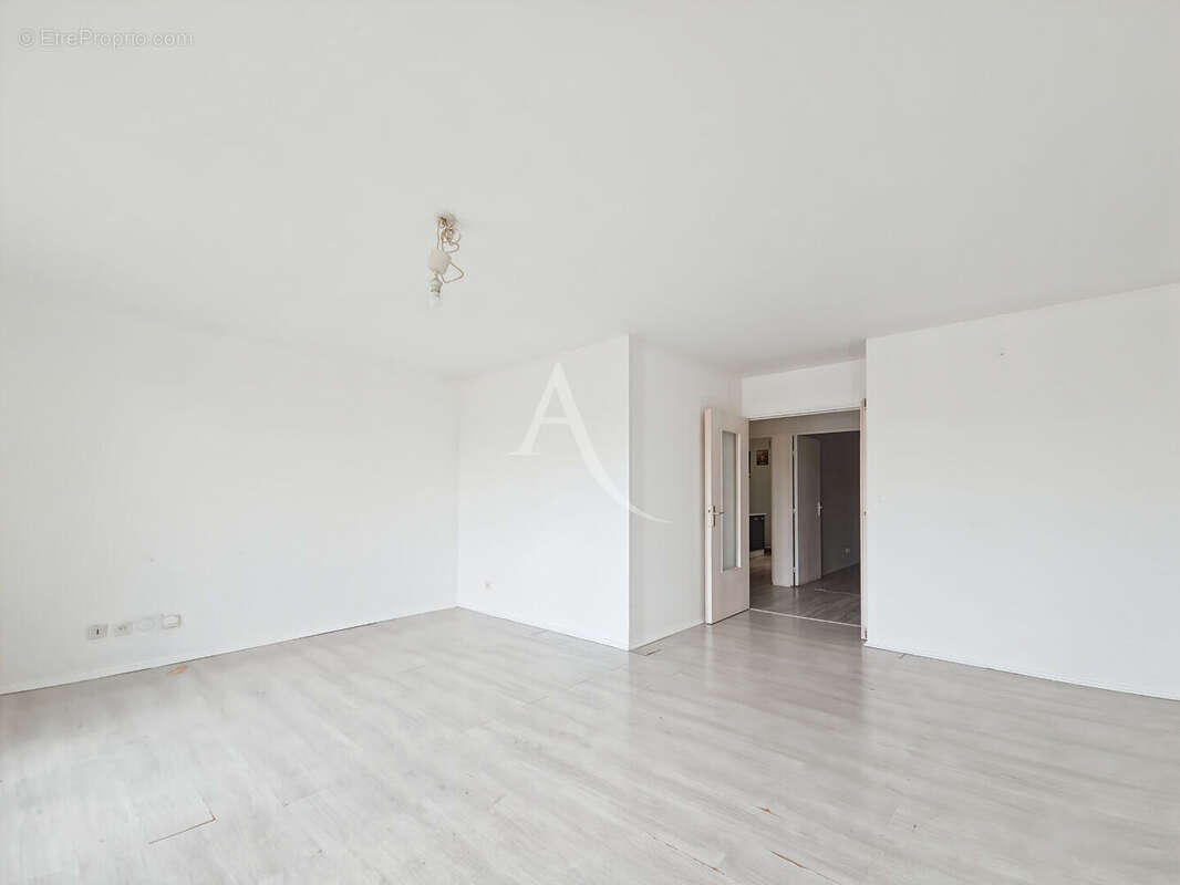 Appartement à MEULAN