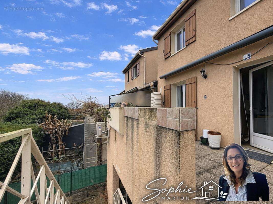Maison à PIERRE-BENITE