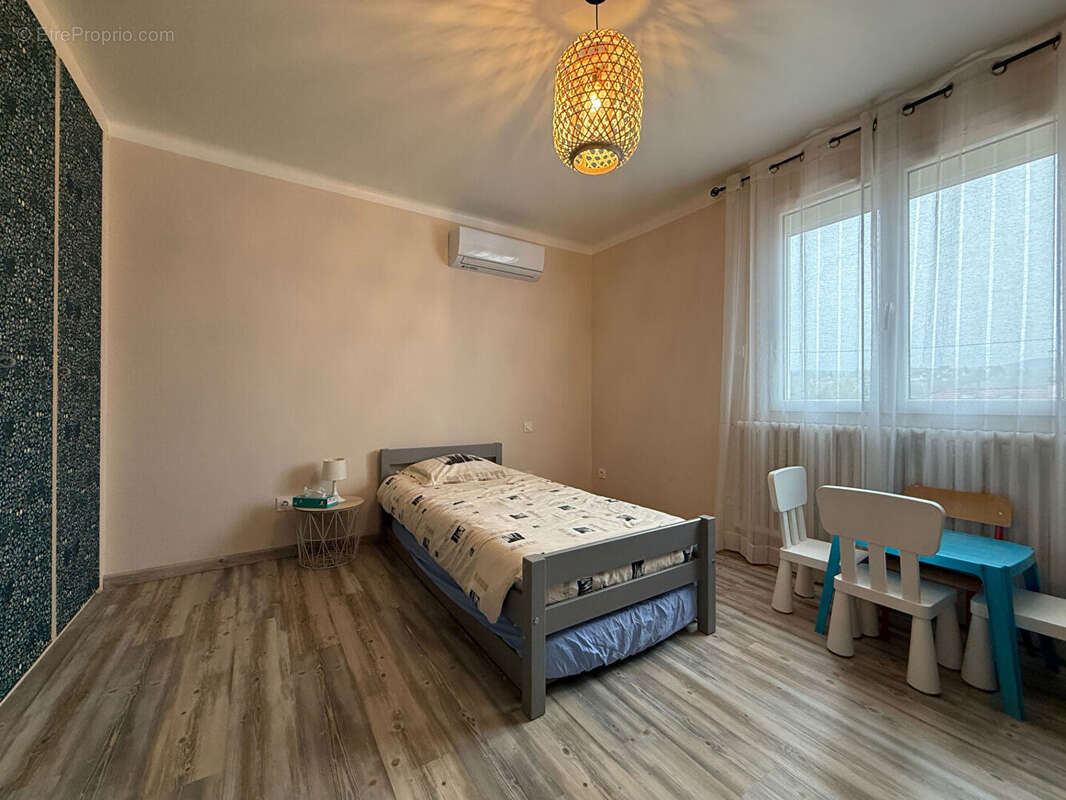 Maison à LONS-LE-SAUNIER