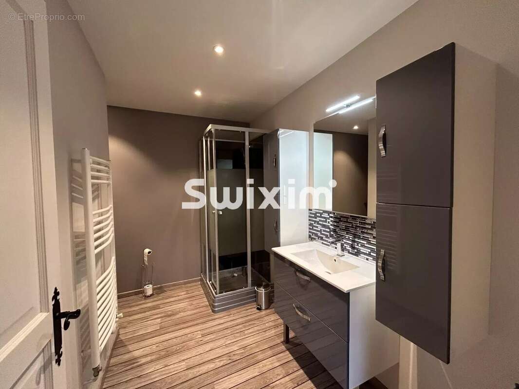 Maison à CHATEAU-CHALON