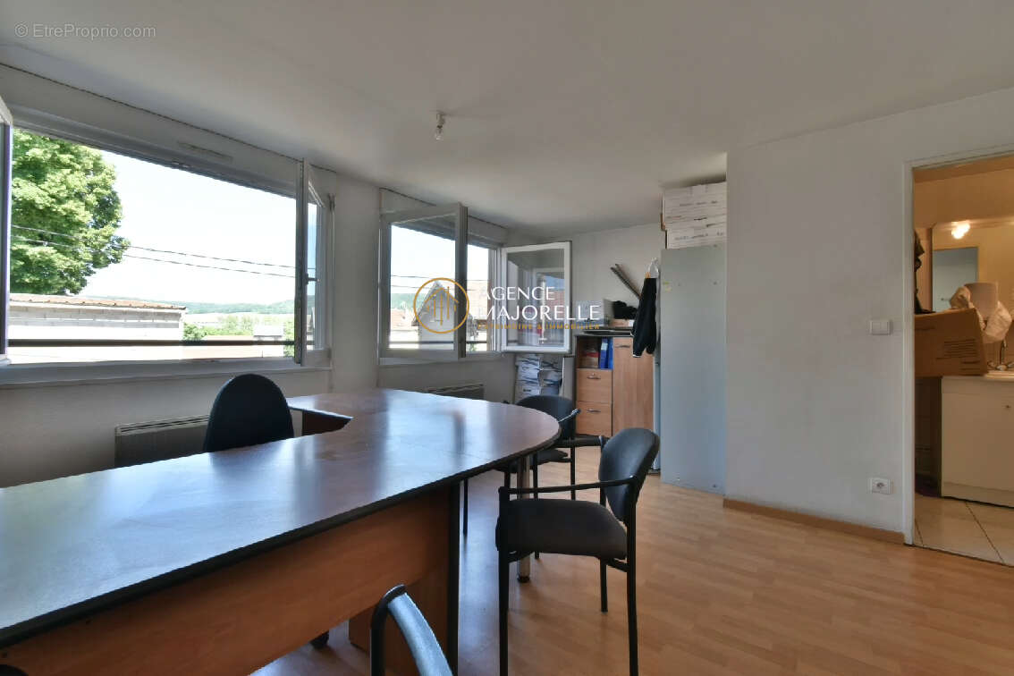 Appartement à POMPEY