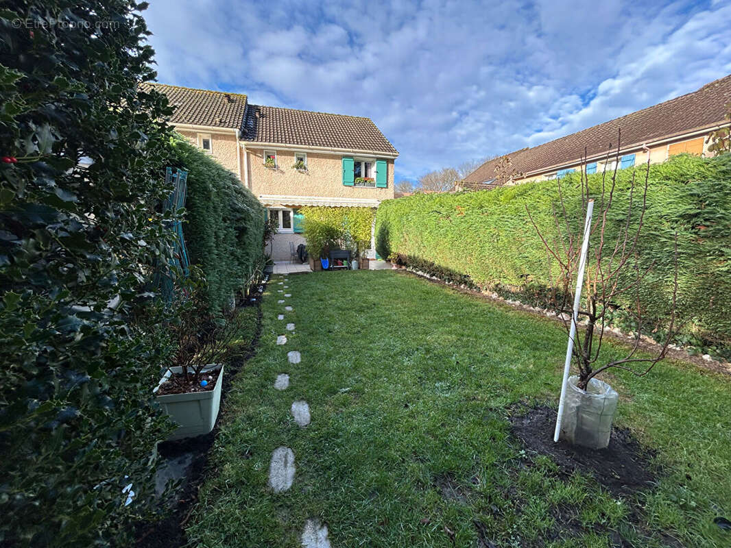 Maison à TRAPPES