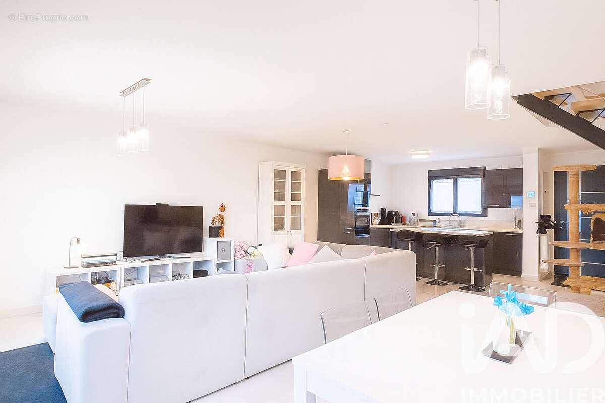 Photo 2 - Maison à ALFORTVILLE