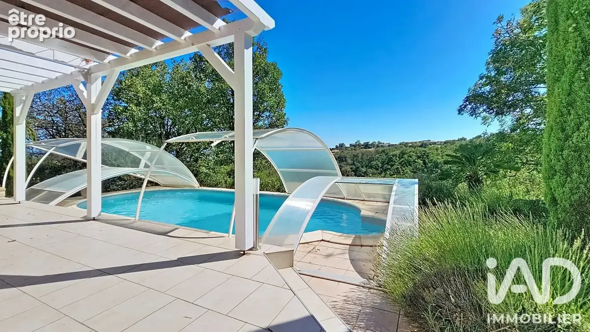 Maison 7 pièces 134 m² · à Charnas · 134 m² · 349 000 €