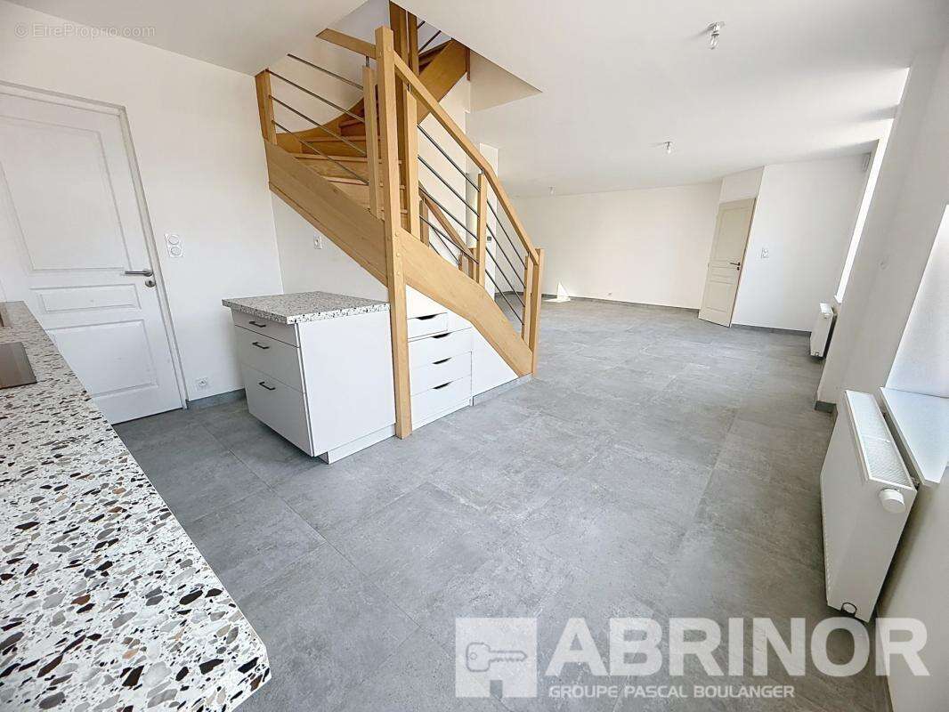 Maison refaite à neuf - 3 chambres - Terrasse - photo 3